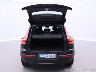 Volvo XC40 2,0 B4 145kW DCT Plus Dar 2022