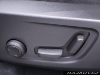 Volvo XC40 2,0 B4 145kW DCT Plus Dar 2022