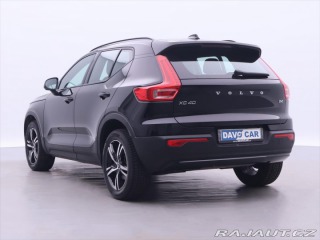 Volvo XC40 2,0 B4 145kW DCT Plus Dar 2022
