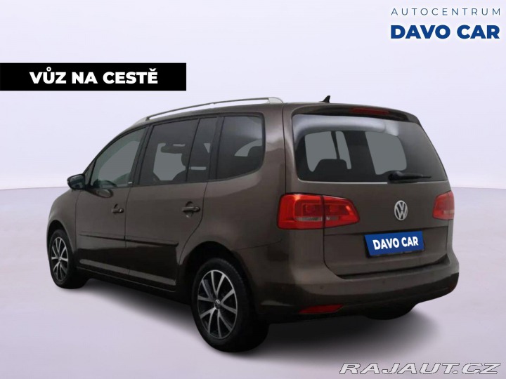 Volkswagen Touran 1,4 TSI Highline navi pan 2011