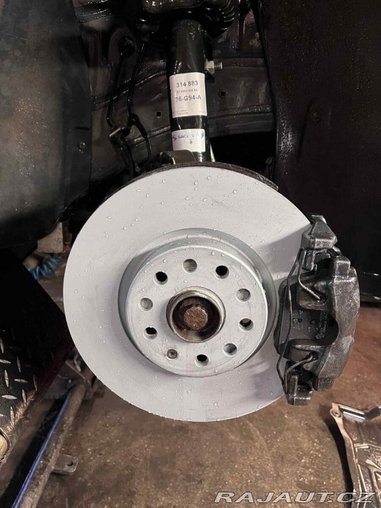 Volkswagen Tiguan 2,0   tdi 103kw dsg 7 s 4 2015