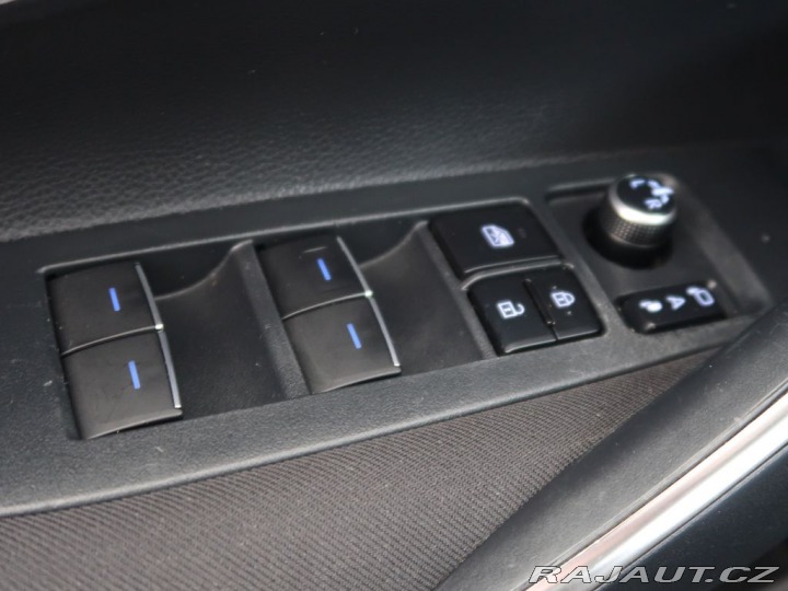 Toyota Corolla 1.8Hybrid,CZ,1Maj,Comfort 2023