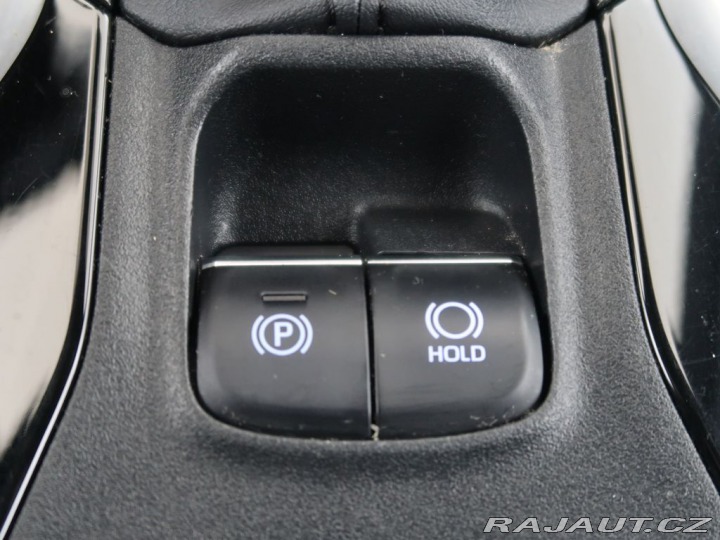 Toyota Corolla 1.8Hybrid,CZ,1Maj,Comfort 2023