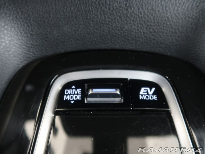 Toyota Corolla 1.8Hybrid,CZ,1Maj,Comfort 2023