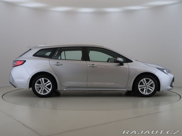 Toyota Corolla 1.8Hybrid,CZ,1Maj,Comfort 2023