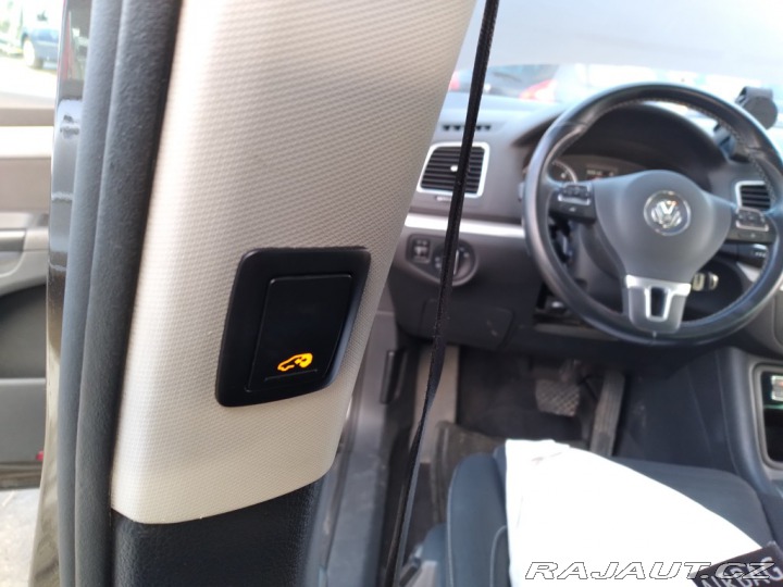 Volkswagen Sharan 2.0 TDI DSG PANORAMA 2015