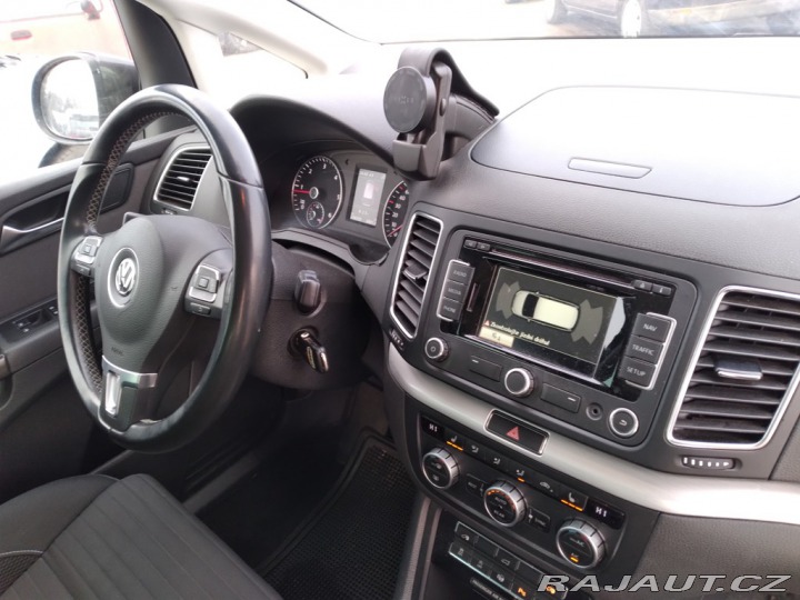 Volkswagen Sharan 2.0 TDI DSG PANORAMA 2015