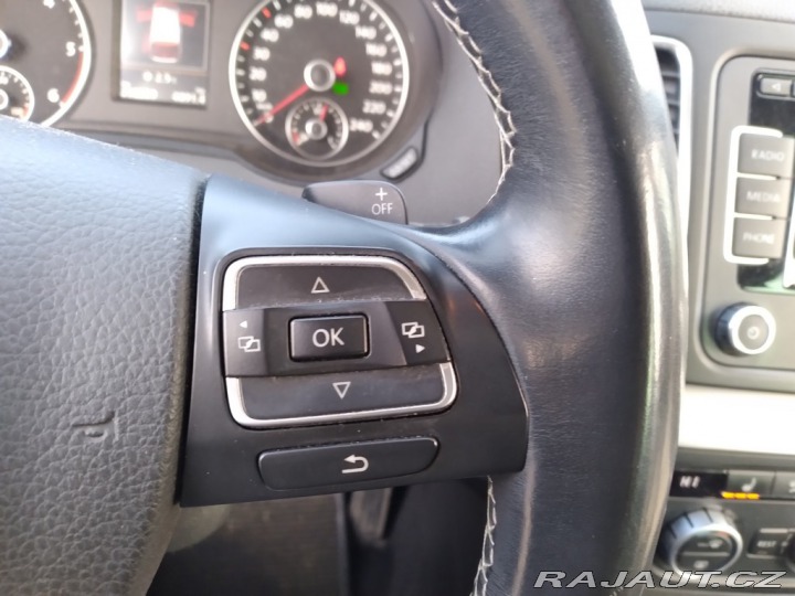 Volkswagen Sharan 2.0 TDI DSG PANORAMA 2015