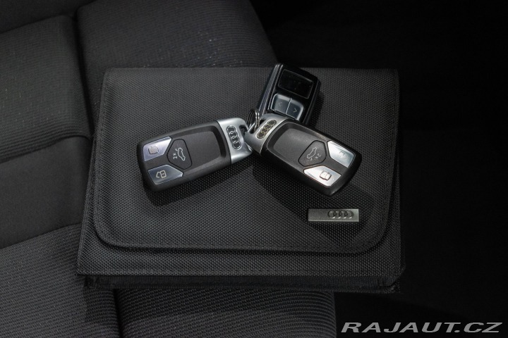 Audi A5 45TFSI*4x4*TAŽNÉ*WEBASTO* 2019