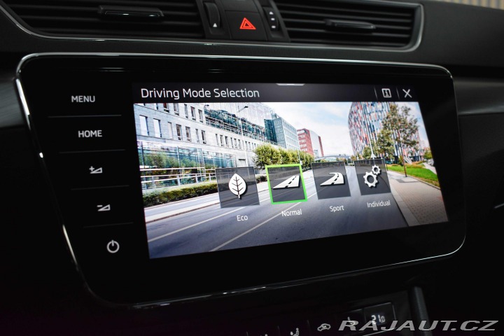 Škoda Superb 2.0TDI REZERVACE 2023