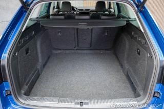 Škoda Superb 2.0TDI 4x4*TAŽNÉ*WEBASTO* 2023