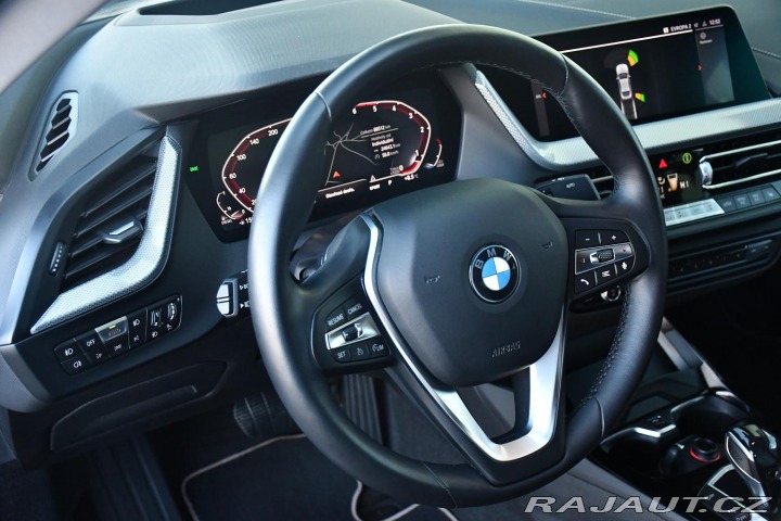 BMW 2 218d HUD ČR 2021