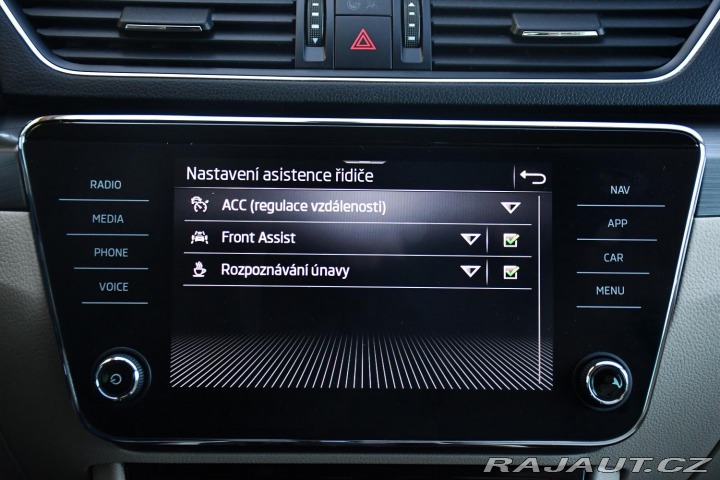 Škoda Superb 2.0TDi147kW STYL DSG 4X4 2022