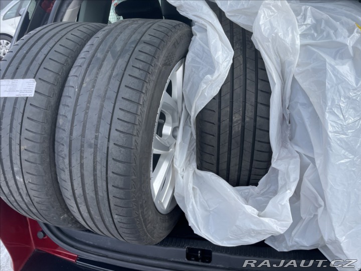 Renault Clio 1,5 DCi 66kw GPS polokůže 2017