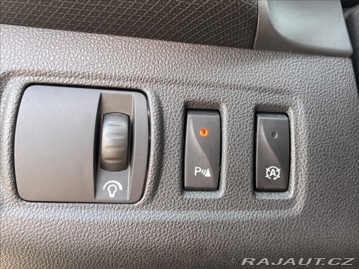 Renault Clio 1,5 DCi 66kw GPS polokůže 2017