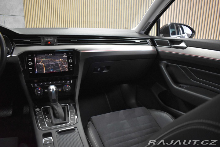 Volkswagen Passat 1.5 TSI 110kW DSG*TAŽNÉ*2 2020