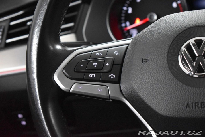 Volkswagen Passat 1.5 TSI 110kW DSG*TAŽNÉ*2 2020