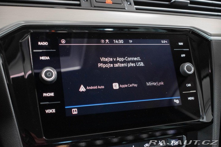 Volkswagen Passat 1.5 TSI*REZERVACE* 2020