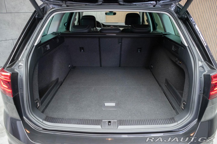 Volkswagen Passat 1.5 TSI 110kW DSG*TAŽNÉ*2 2020