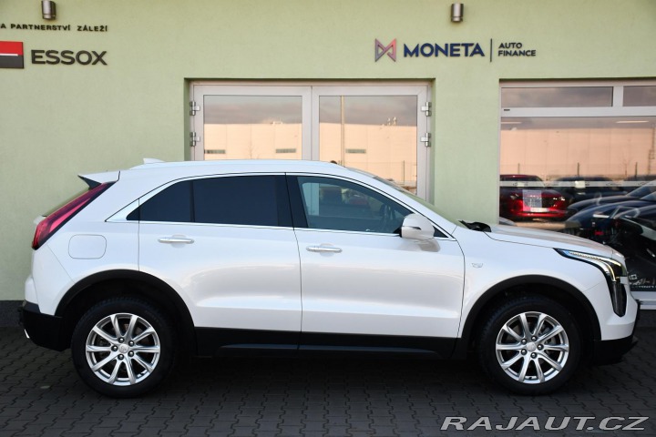 Cadillac Ostatní modely XT4 350T AWD BOSE REZERVACE 2022