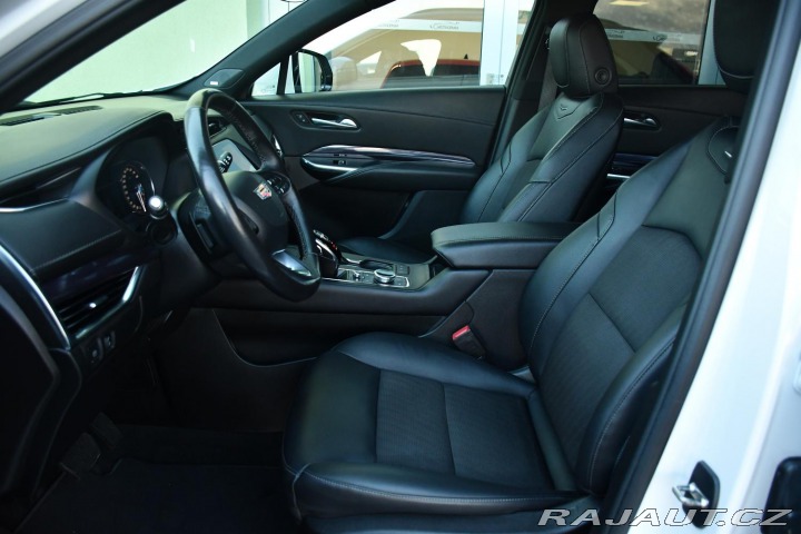Cadillac Ostatní modely XT4 350T AWD BOSE REZERVACE 2022