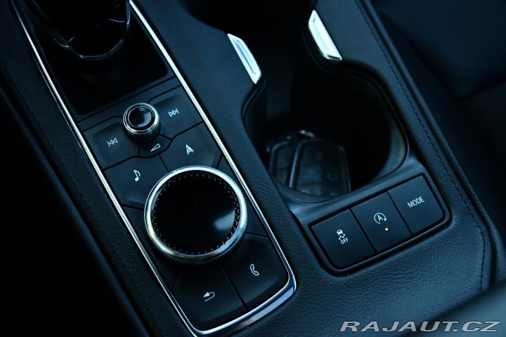 Cadillac Ostatní modely XT4 350T AWD BOSE REZERVACE 2022