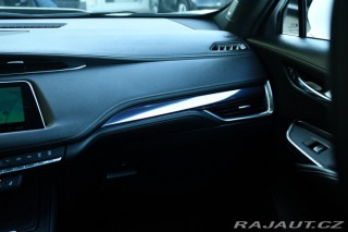 Cadillac Ostatní modely XT4 350T AWD BOSE KAMERA TAŽN 2022