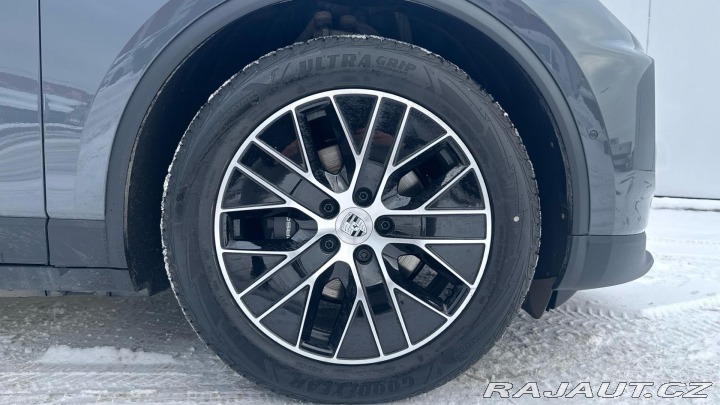 Porsche Macan 4 2025