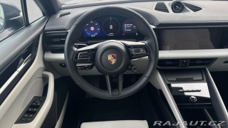 Porsche Macan 4 2025