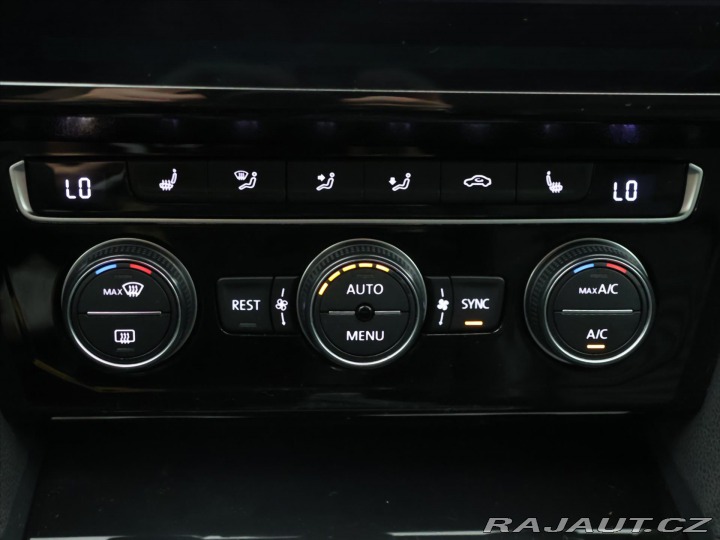 Volkswagen Passat 2,0 TDI 176kW DSG 4M High 2015