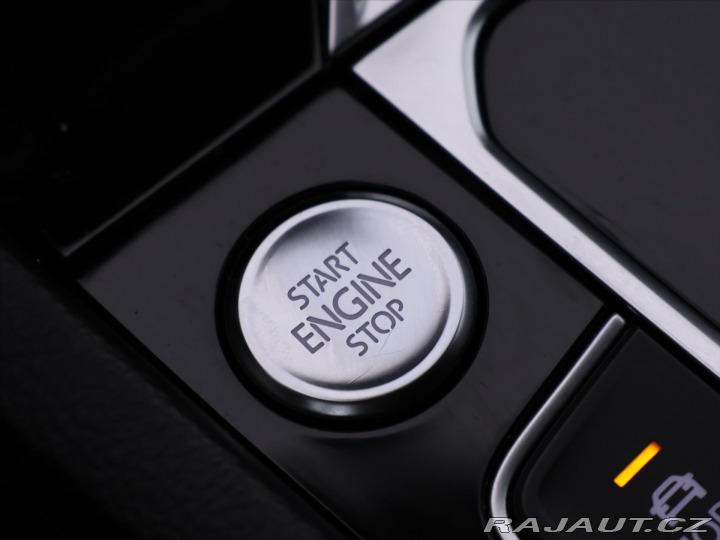 Volkswagen Passat 2,0 TDI 176kW DSG 4M High 2015