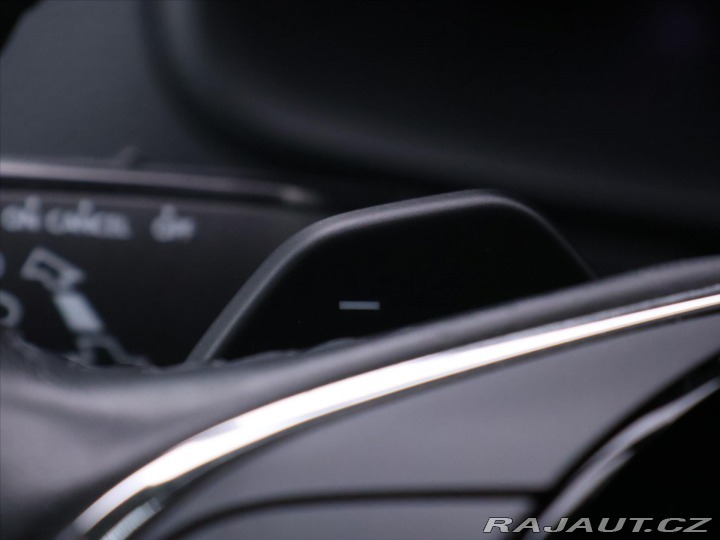 Škoda Karoq 2,0 TDI DSG Tour Virtual 2022