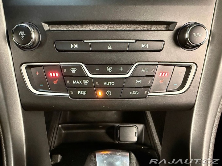 Ford Mondeo 2.0TDCi 132KW A/T AWD TIT 2016