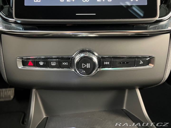 Volvo XC90 B5 AWD BLACK EDITION PLUS 2026