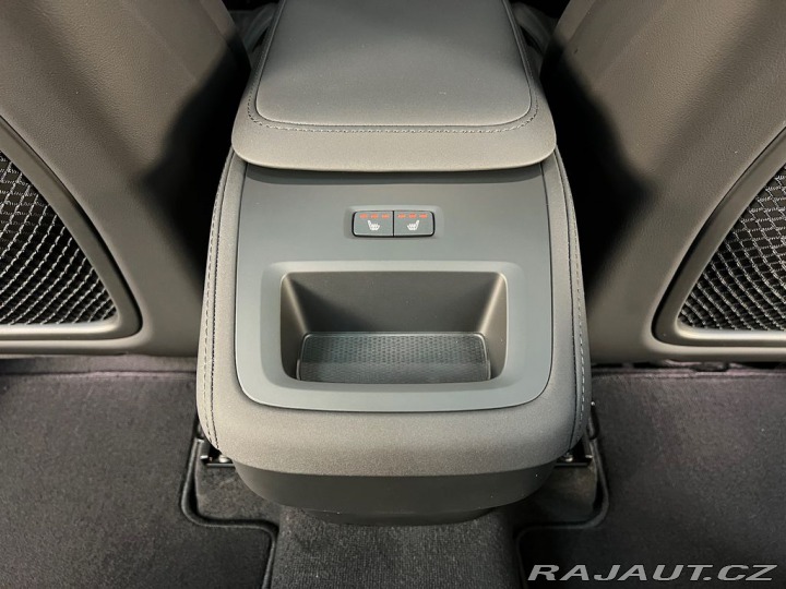 Volvo XC90 B5 AWD BLACK EDITION PLUS 2026