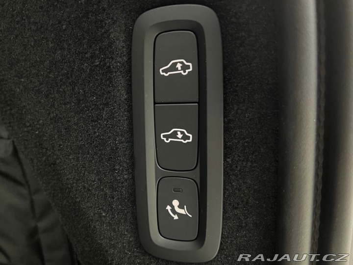 Volvo XC90 B5 AWD BLACK EDITION PLUS 2026