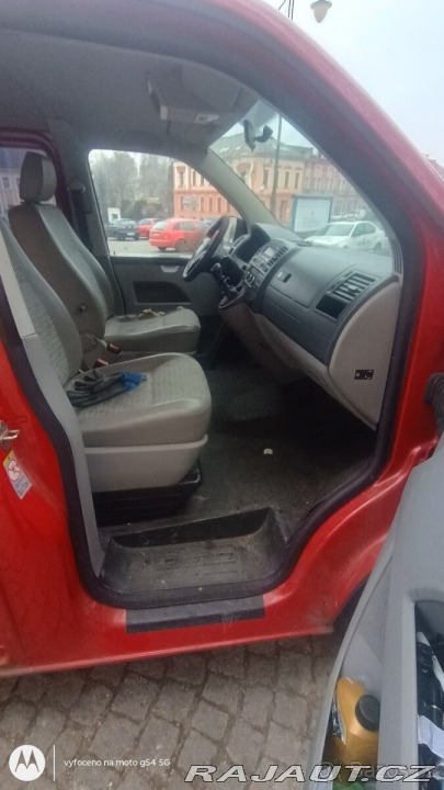 Volkswagen Transporter 2,0 T5.1 2011 75 kW 2011