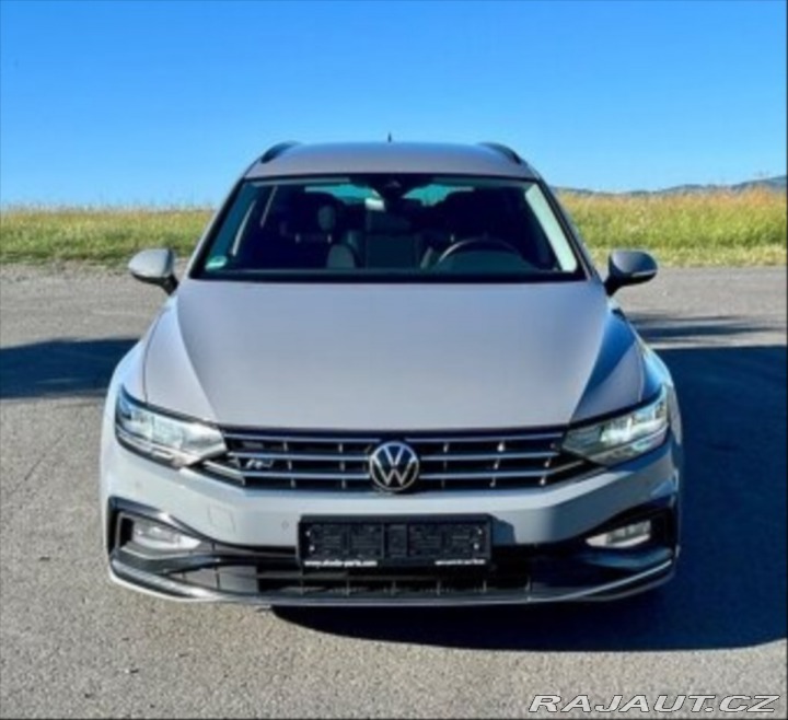 Volkswagen Passat 2,0   B8 r line 110kw DSG 2022