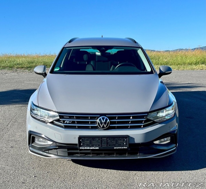 Volkswagen Passat 2,0   B8 r line 110kw DSG 2022