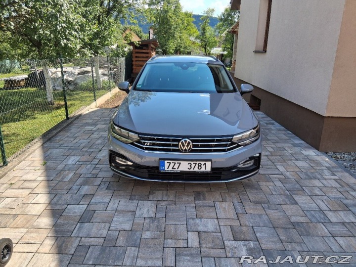 Volkswagen Passat 2,0   B8 r line 110kw DSG 2022