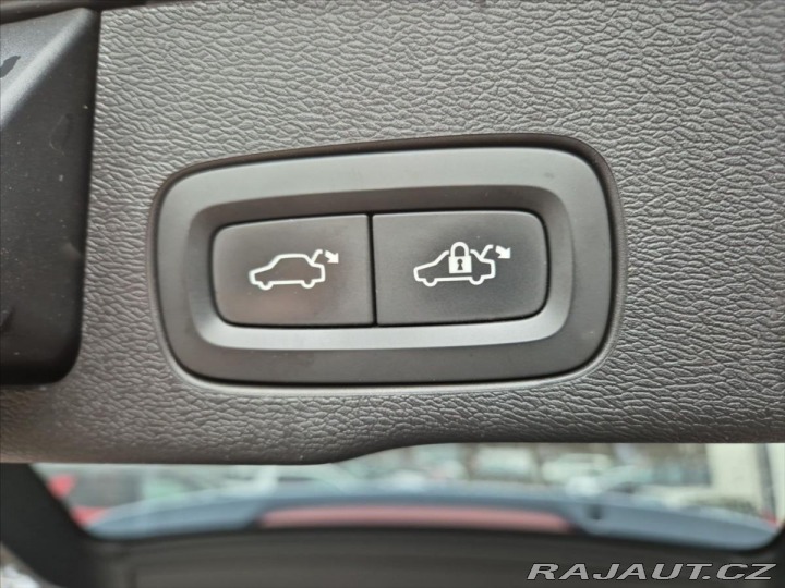 Volvo XC60 2,0 D5 AWD INSCRIPTION VZ 2018