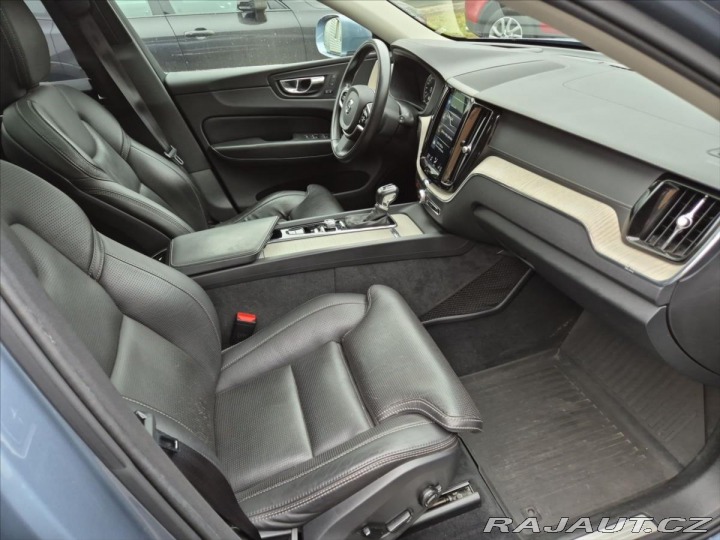 Volvo XC60 2,0 D5 AWD INSCRIPTION VZ 2018