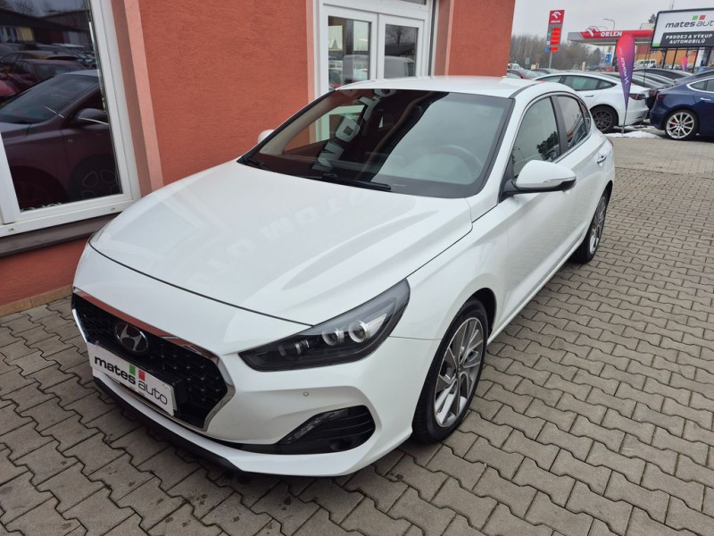 Hyundai i30 1.4i Fastback 103 kW