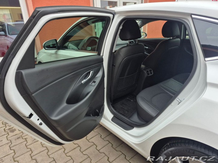 Hyundai i30 1.4i Fastback 103 kW 2018