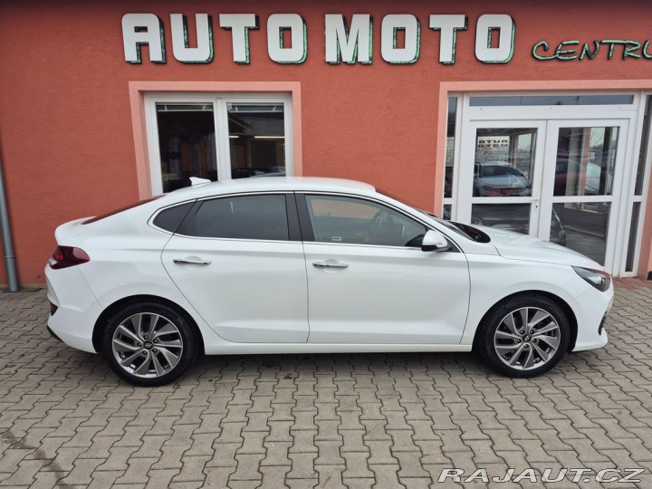 Hyundai i30 1.4i Fastback 103 kW 2018