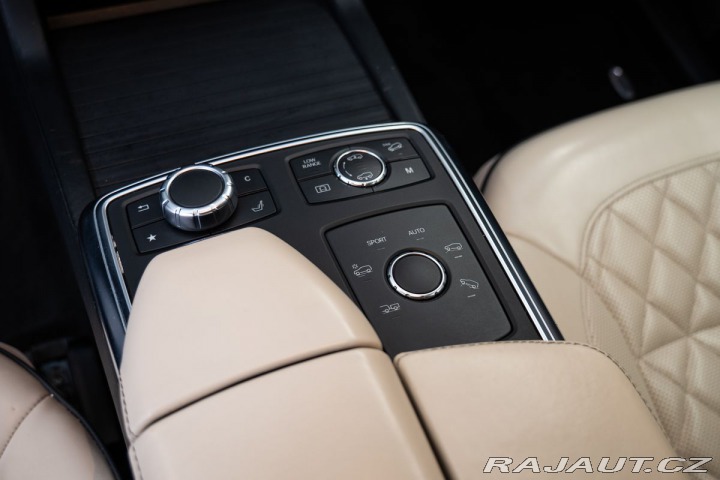 Mercedes-Benz GL 500 2015