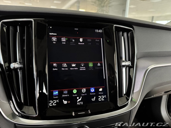 Volvo V60 D4 Aut*140kW*LED*KeyLess* 2019