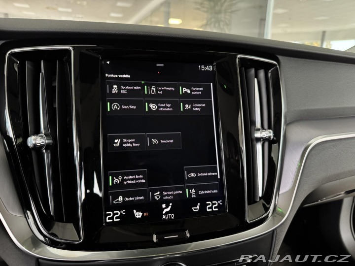 Volvo V60 D4 Aut*140kW*LED*KeyLess* 2019