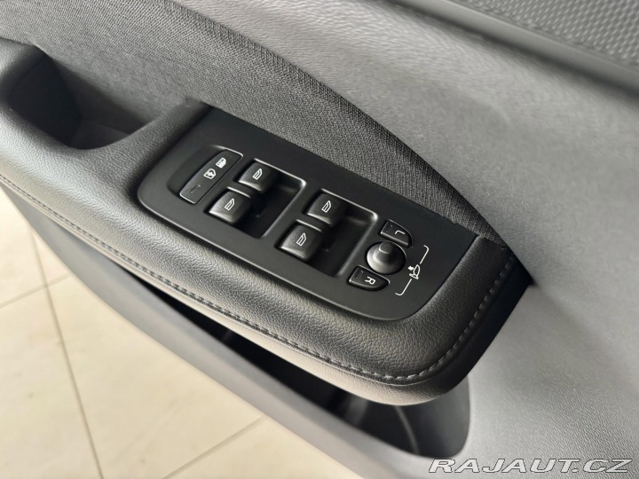 Volvo V60 D4 Aut*140kW*LED*KeyLess* 2019