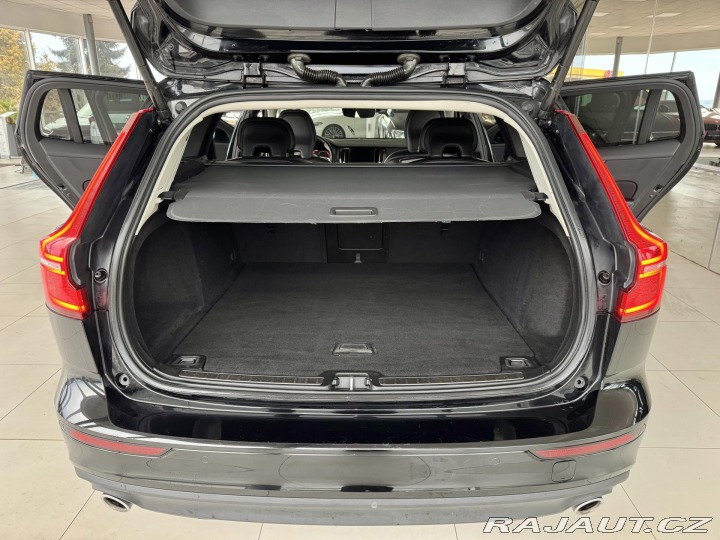 Volvo V60 D4 Aut*140kW*LED*REZERVAC 2019